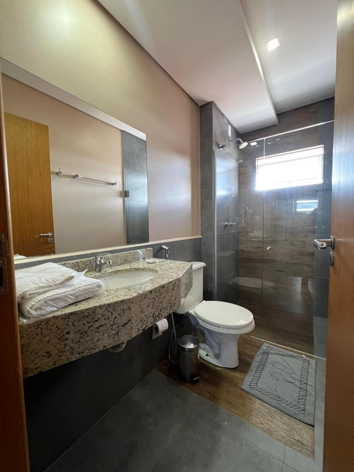 Nayru Hotel Толеду Екстер'єр фото